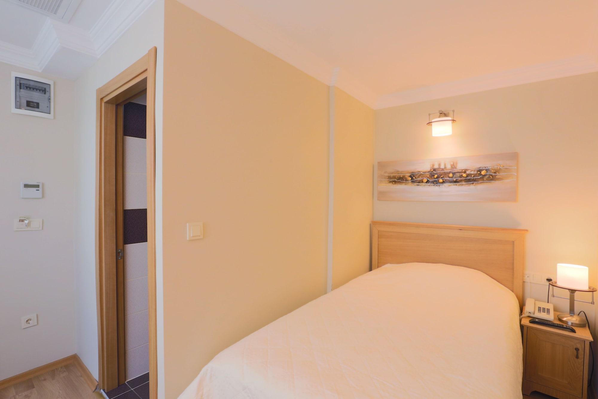 Hotel Expocity Стамбул Экстерьер фото